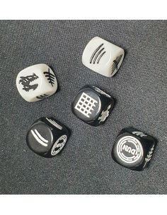 Custom dice and Scenario die for Dungeon Universalis