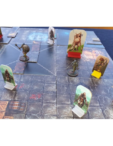 Standees. Bestiary box I (318 standees)